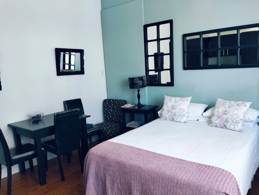 7 Bedroom Property for Sale in Berea Eastern Cape